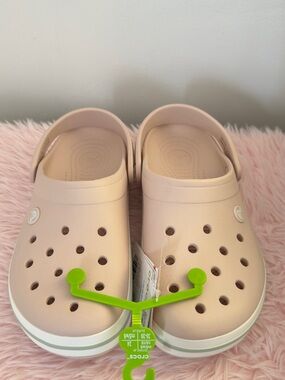 Crocs Women clog  Shoes - Lightweight Comfort